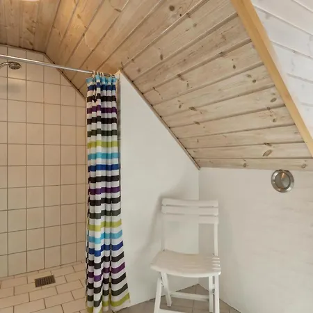 Semesterbostad 3004 *